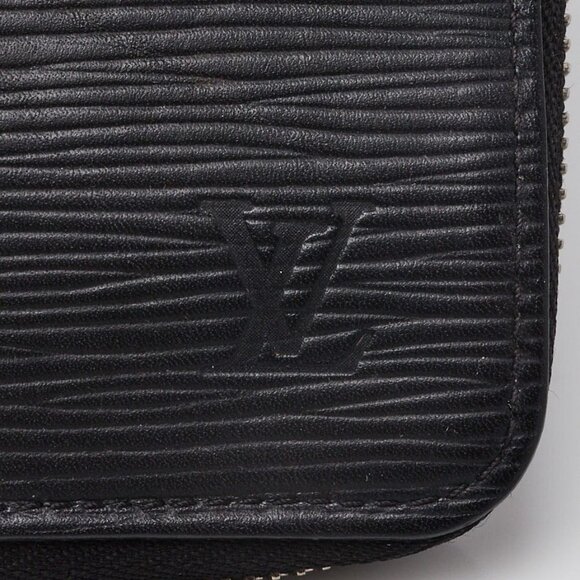 Louis Vuitton Black Epi Leather Vertical Zippy Wallet - Picture 4 of 10